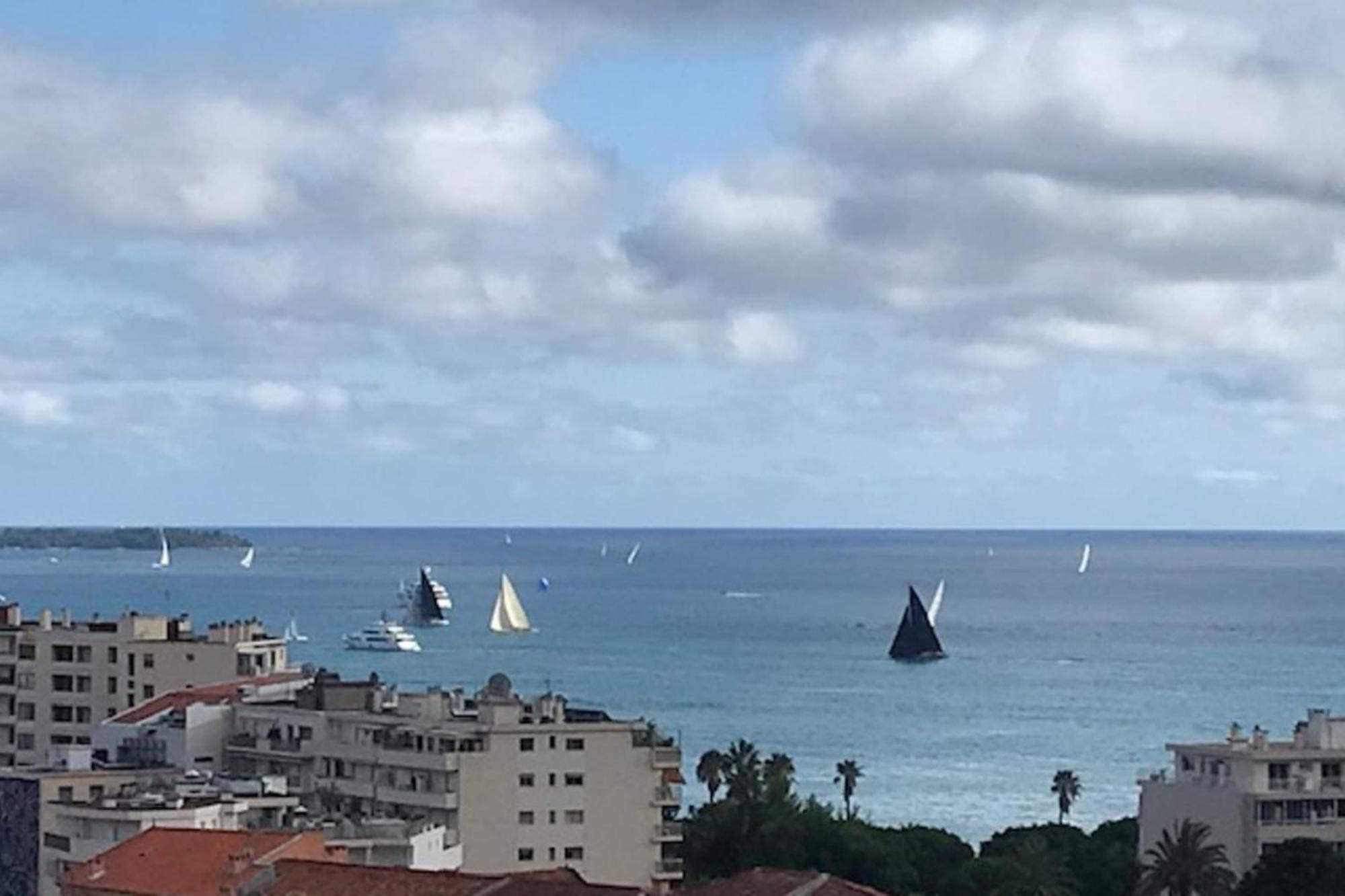 Rooftop With Sea View Appartement Cannes